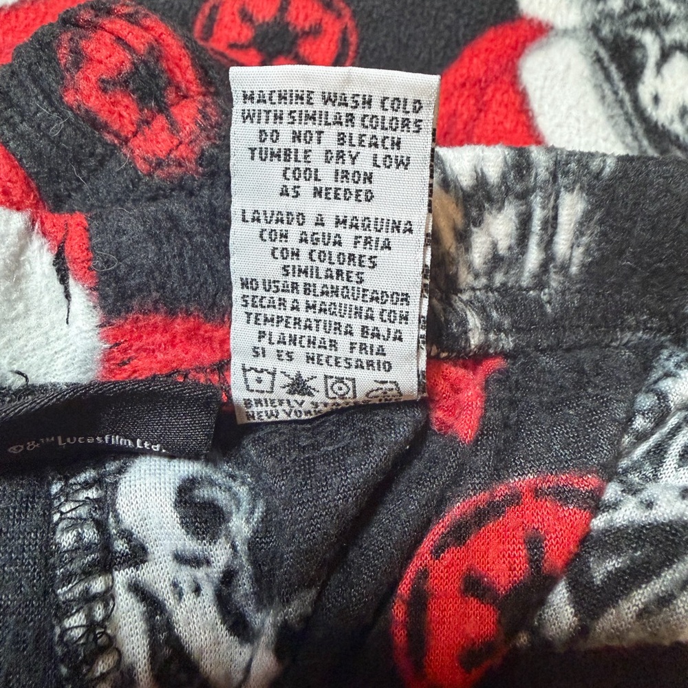 Star Wars Small Men Christmas Stormtrooper Santa Hat Fleece Lounge Pajama Pants - Picture 4 of 6